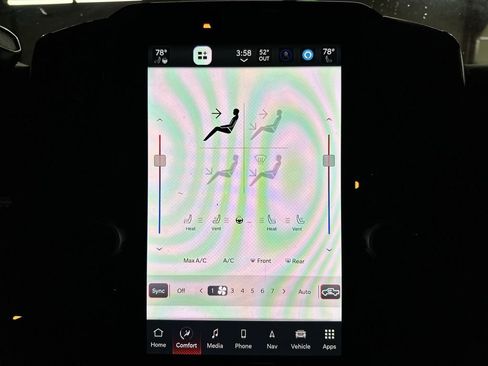 Used 2024 RAM 2500 Limited image 19