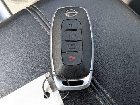 Used 2024 Nissan Sentra SV FWD image 31