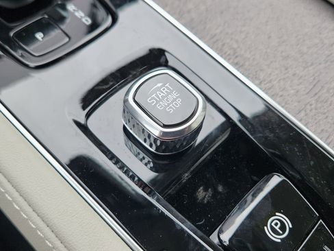 New 2026 Volvo XC90 T8 Ultra w/ Protection Package image 12