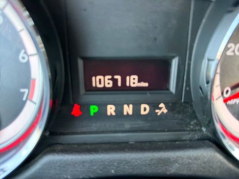 Used 2013 Dodge Grand Caravan SE FWD image 16