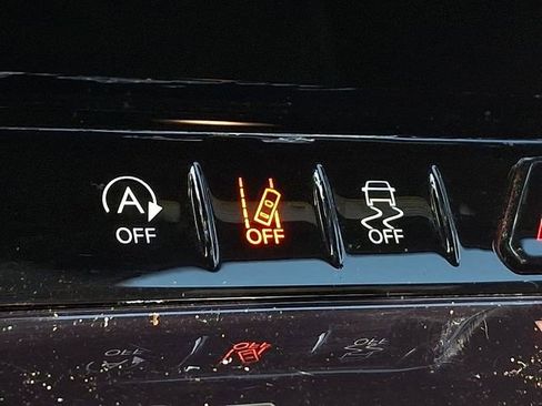 Used 2024 Jeep Wagoneer Series III image 26