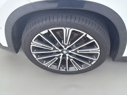 Used 2025 BMW X1 xDrive28i w/ Technology Package AWD/4WD image 37
