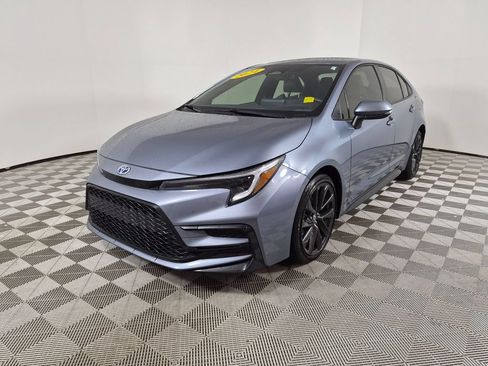 Used 2024 Toyota Corolla SE FWD image 7