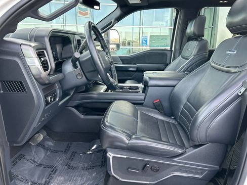 Certified 2025 Ford F350 Platinum image 30