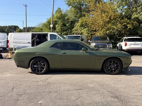 Used 2021 Dodge Challenger R/T w/ Blacktop Package RWD image 3