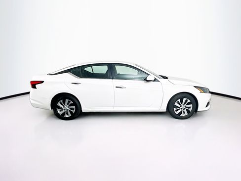 Used 2022 Nissan Altima 2.5 S FWD image 10