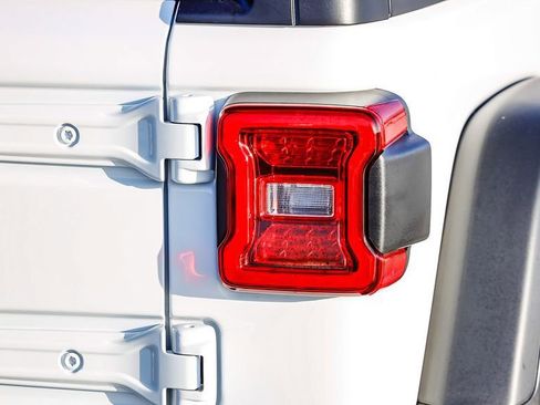 New 2026 Jeep Wrangler Rubicon image 10