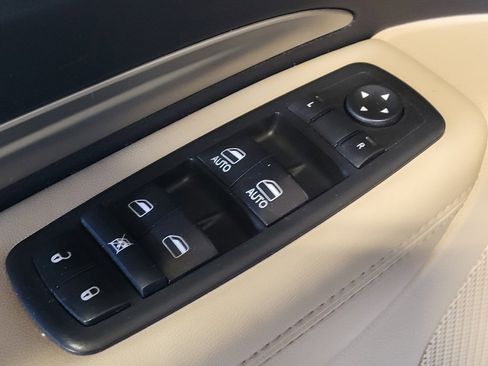 Used 2017 Dodge Durango GT w/ Nav & Power Liftgate Group image 27