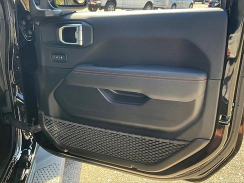 Certified 2023 Jeep Gladiator Mojave w/ Trailer Tow Package image 24