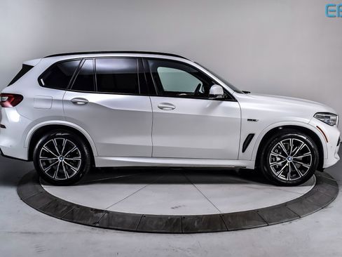 Used 2023 BMW X5 xDrive45e w/ Executive Package image 7