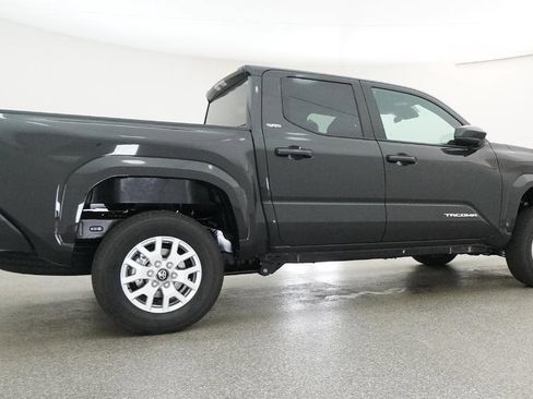 New 2026 Toyota Tacoma SR5 AWD/4WD image 8