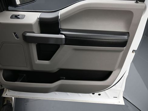 Used 2020 Ford F150 XLT w/ Trailer Tow Package image 17