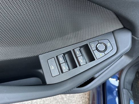 Used 2026 BMW M235i xDrive AWD/4WD image 17