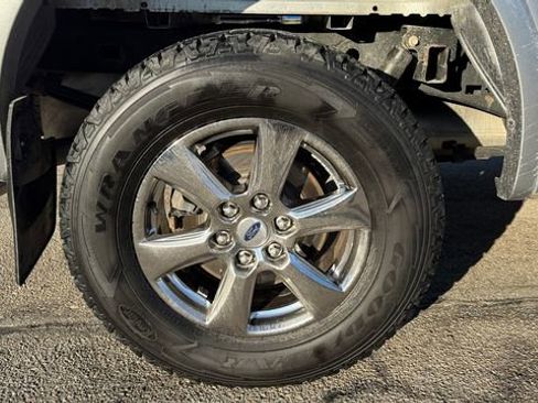 Used 2020 Ford F150 Lariat w/ Equipment Group 502A Luxury image 8