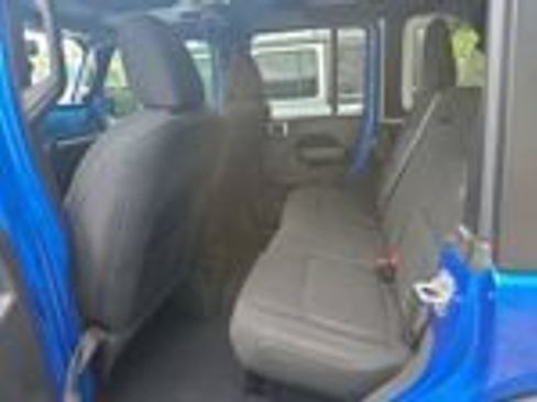 Used 2022 Jeep Wrangler Unlimited Sport AWD/4WD image 37