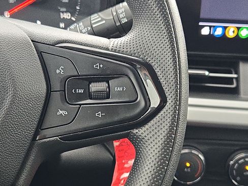 Used 2025 Chevrolet Trax LS FWD image 16