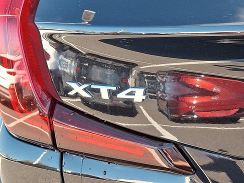 Used 2023 Cadillac XT4 Premium Luxury image 30