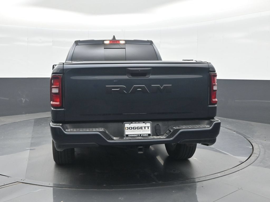 Used 2026 RAM 1500 Express RWD image 17