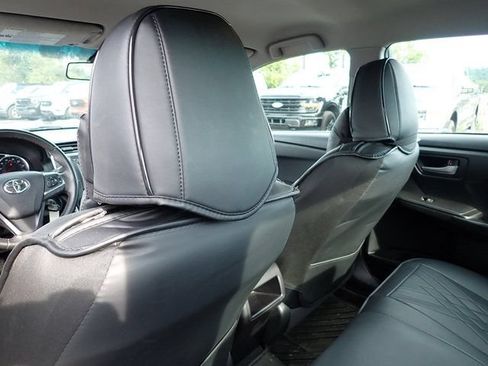 Used 2017 Toyota Camry LE FWD image 17