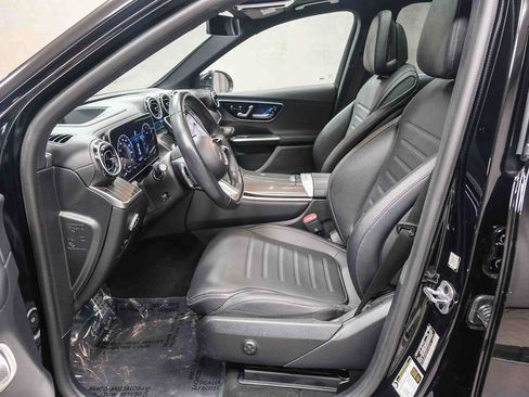 Certified 2023 Mercedes-Benz GLC 300 image 25