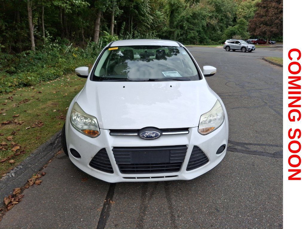 Used 2013 Ford Focus SE FWD image 3