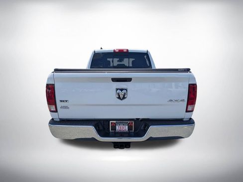 Used 2019 RAM 1500 Classic SLT w/ Luxury Group AWD/4WD image 4