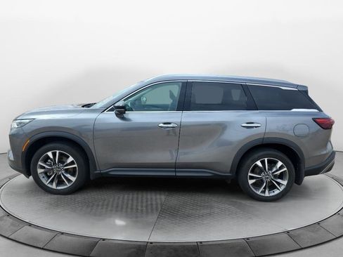 Used 2023 INFINITI QX60 Luxe w/ Vision Package AWD/4WD image 2