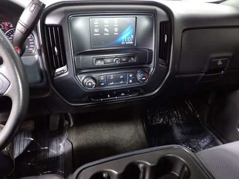 Used 2018 Chevrolet Silverado 1500 Custom w/ Custom Convenience Package RWD image 30