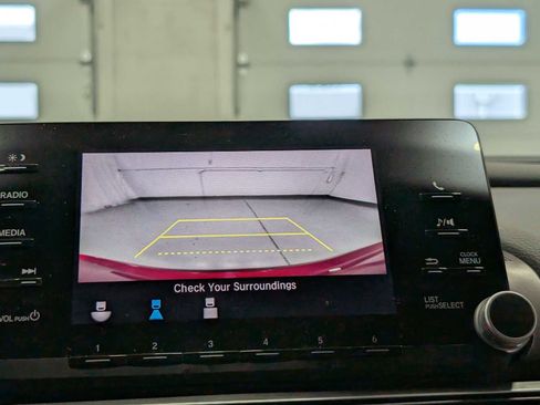 Used 2018 Honda Accord LX image 24