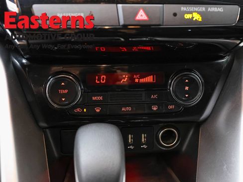 Used 2024 Mitsubishi Eclipse Cross AWD image 19