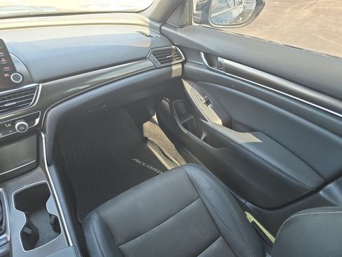 Used 2022 Honda Accord Sport image 12