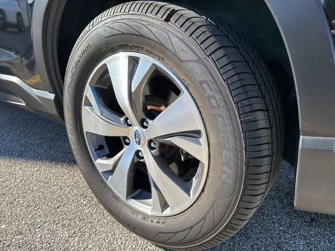 Used 2019 Subaru Ascent Premium w/ Popular Package #4 image 13