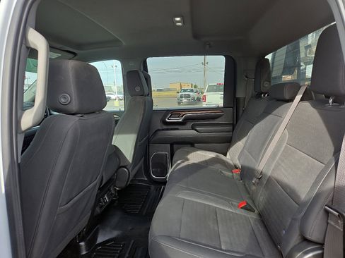 Used 2024 Chevrolet Silverado 2500 LT w/ Convenience Package AWD/4WD image 10