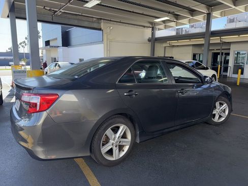 Used 2012 Toyota Camry SE image 9