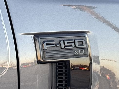 Used 2024 Ford F150 XLT w/ XLT Black Appearance Package image 9