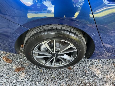 Used 2023 Kia Forte LXS w/ LXS Technology Package FWD image 24