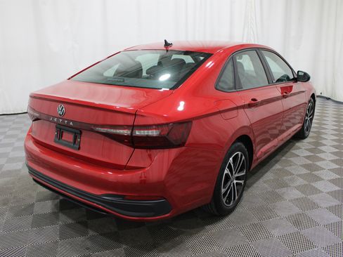 Used 2025 Volkswagen Jetta Sport image 26