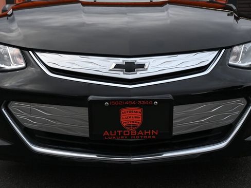 Used 2018 Chevrolet Volt LT w/ Comfort Package image 4