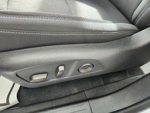 New 2026 Chevrolet Equinox EV LT w/ Comfort Package image 15