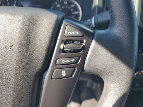 Certified 2023 Nissan Frontier SV w/ Midnight Edition Package image 18