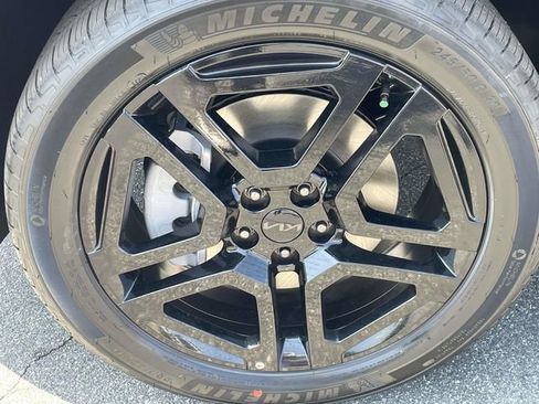 Certified 2025 Kia Telluride SX X-Line image 9