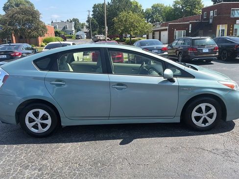 Used 2012 Toyota Prius Three FWD image 4