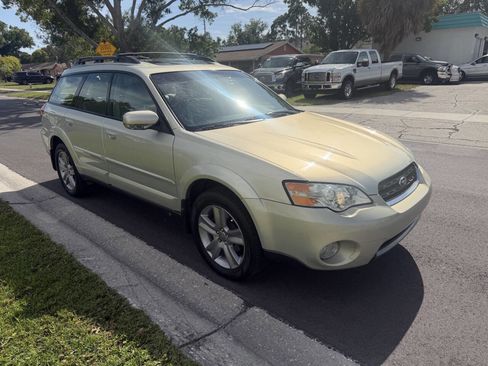 Used 2007 Subaru Outback 3.0R L.L. Bean AWD/4WD image 2