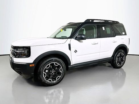 New 2025 Ford Bronco Sport Outer Banks image 3