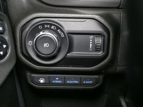 Used 2023 Jeep Wrangler Unlimited w/ 8.4" Radio Group AWD/4WD image 35