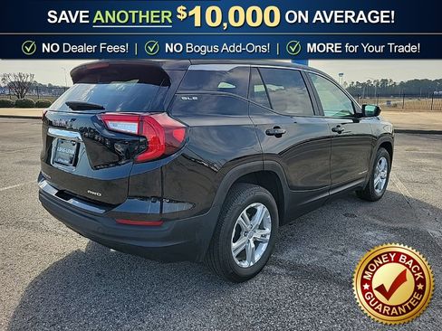 Used 2024 GMC Terrain SLE image 10