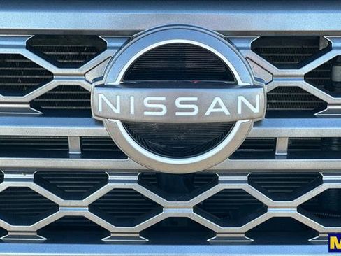 Used 2023 Nissan Frontier SV w/ SV Convenience Package image 36