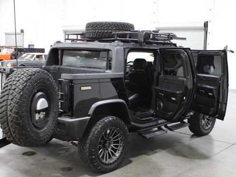 Used 2005 HUMMER H2 SUT w/ Preferred Equipment Group AWD/4WD image 31