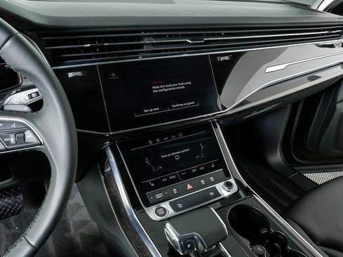 Used 2023 Audi Q7 2.0T Premium w/ Towing Package image 12