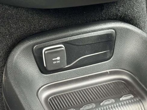 New 2026 Chrysler Pacifica Select w/ S Appearance Package image 16